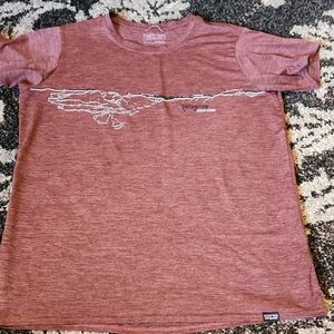 Patagonia Heather Maroon Short Sleeve Tee with White Chest Graphic